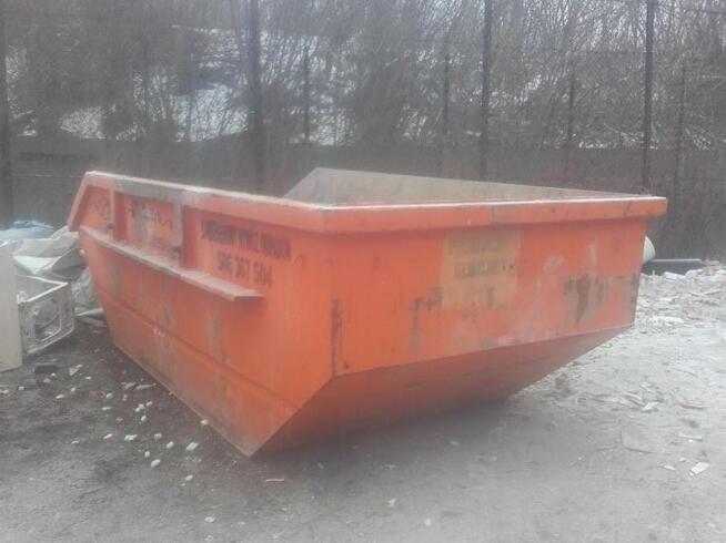 Kontenery na odpady. Sprzątanie piwnic