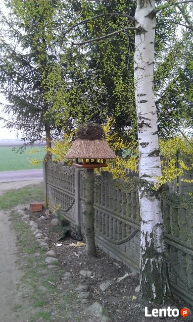 Karmnik pod strzecha