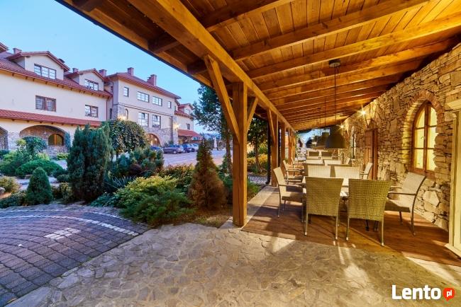 Romantyczny pobyt we dwoje w Hotelu Folwark Stara Winiarnia