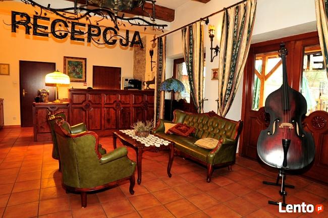 Romantyczny pobyt we dwoje w Hotelu Folwark Stara Winiarnia