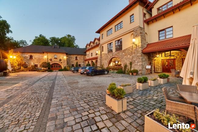 Romantyczny pobyt we dwoje w Hotelu Folwark Stara Winiarnia