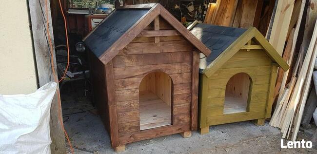 Duża buda dla psa ocieplona