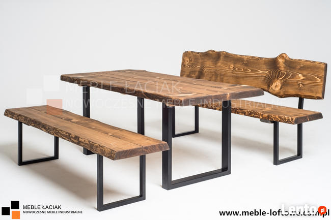 Zestaw meblowy, stół + 2 ławki. Blat świerkowy. Nr kat. 446.