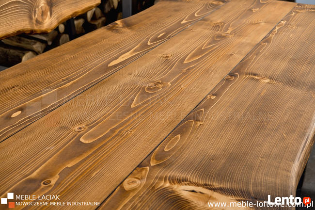 Zestaw meblowy, stół + 2 ławki. Blat świerkowy. Nr kat. 446.