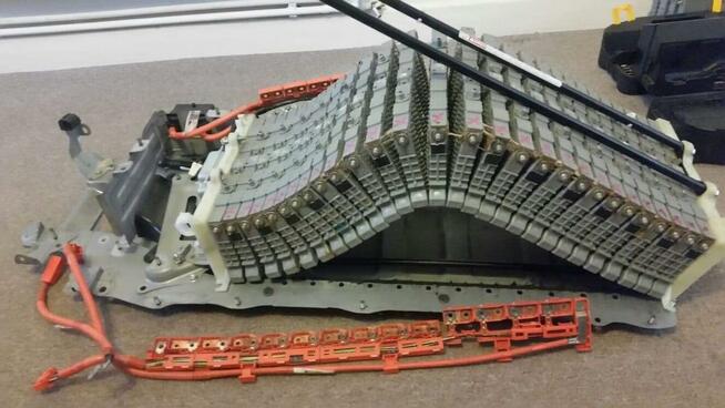 Regeneracja baterii hybrydowych