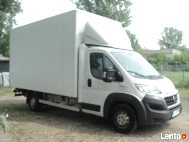 Wynajem samochodów aut dostawczych Warszawa