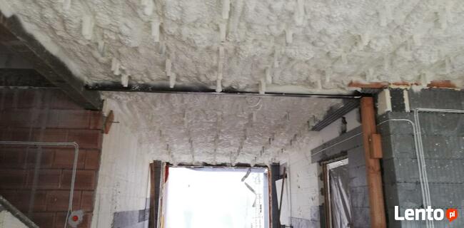 Izolacje Natryskowe Pianą, ocieplanie ścian, dachów stropów