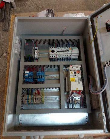 Prefabrykacja rozdzielnic elektrycznych, sterowniczych, szaf