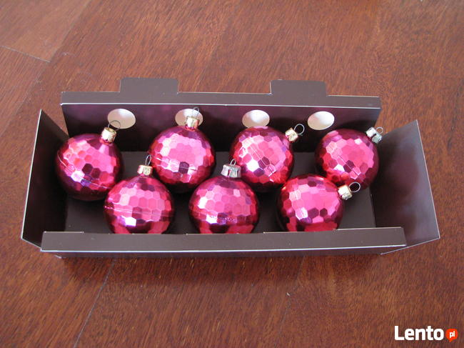 Czerwono-malinowe bombki choinkowe – ozdoby na choinkę