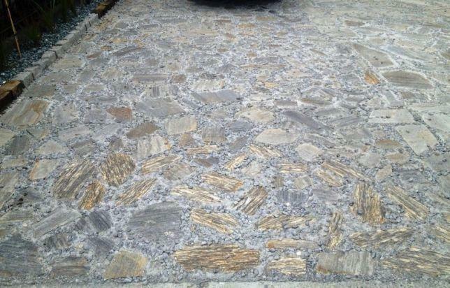 Płytka łupana szara gnejs Kamień murowy scieżkowy