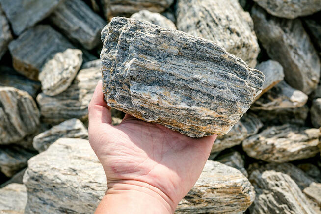 Kora kamienna gnejs 63-250mm Płukana kamień grys