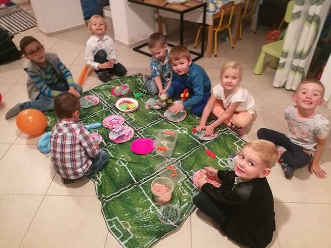 ANIMATOR DLA DZIECI GRÓJEC ANIMACJE KOMUNIA WESELE URODZINY