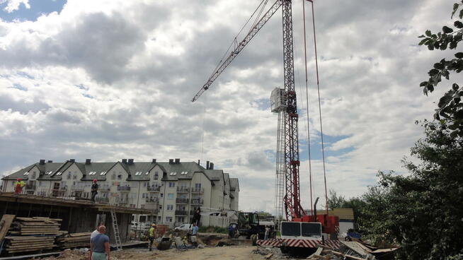 Zurawie wieżowe Spierings Sk598 At5 SK477 oraz Sk365