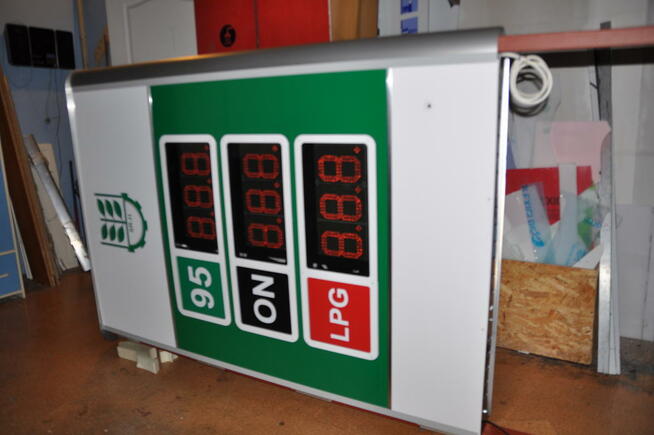 Mały pylon cenowy LED na stacje paliw - super cena