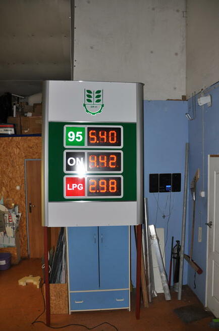 Mały pylon cenowy LED na stacje paliw - super cena