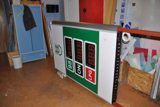 Mały pylon cenowy LED na stacje paliw - super cena