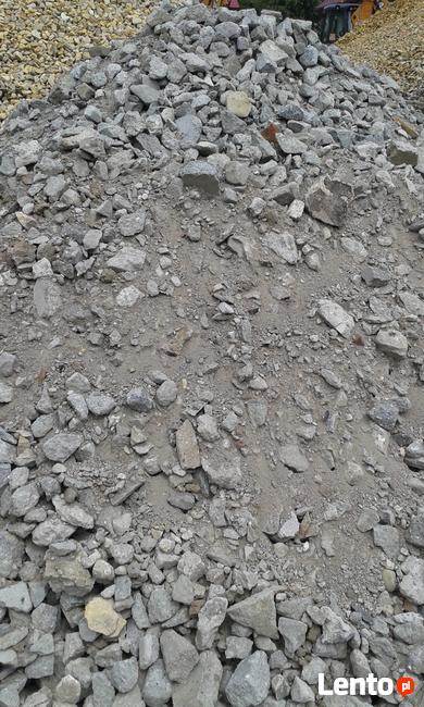 Gruz betonowy mielony, gruz ceglany, ziemia ogrodowa