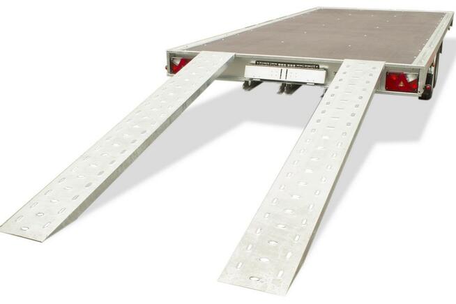 PRZYCZEPY BOLD Wypożyczalnia / Wynajem lawety 5m x 2m laweta