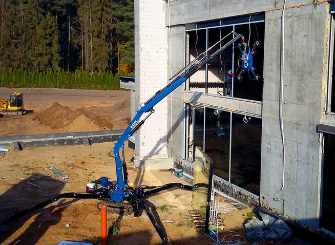 Mini żuraw, na podwoziu gąsienicowym jak maeda zasięg 13 m.!