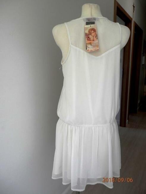 Sukienka Biała Zdobiona Haftem Rozkloszowana Imprezowa L