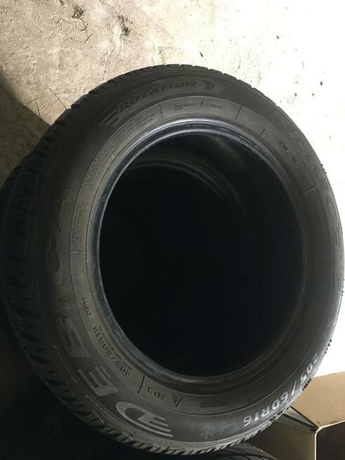 Opony zimowe 205/60/16