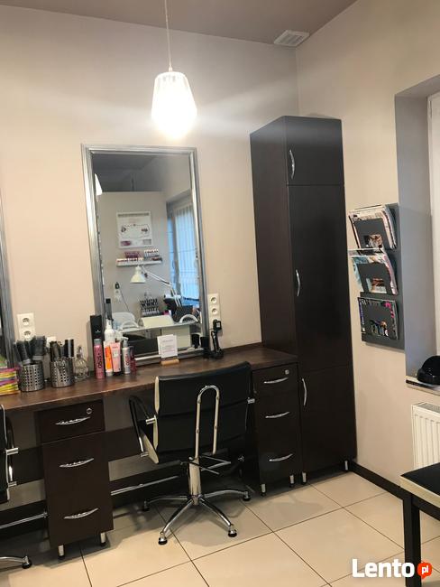 Wynajmę stanowisko fryzjerskie w Salonie Fryzjerskim