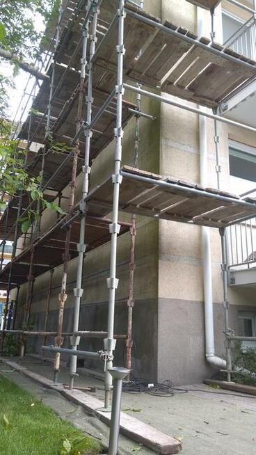 mycie ciśnieniowe elewacji kostki ogrodzeń itp.