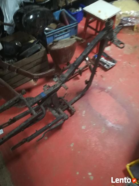 Rama WSK 125 + wahacz. Sprzedam.