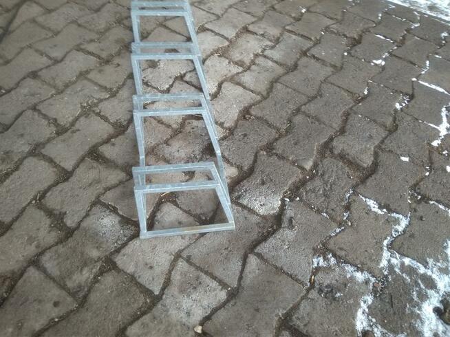 Balustrady, bramy, płoty kute, meble ogrodowe.