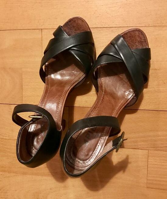 APIA czarne sandałki, Rozmiar 38, Całe ZE SKÓRY