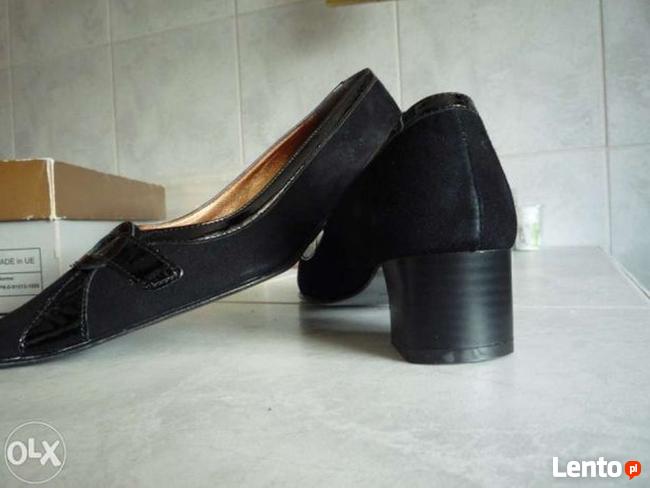 Nowe!Śliczne czarne czółenka.