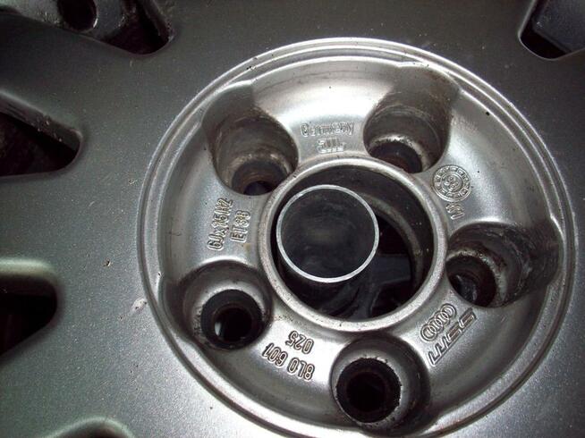 Sprzedam komplet opon zimowych marki Michelin