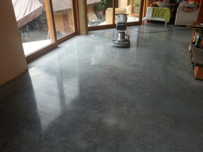 Mikrocement beton polerowany.