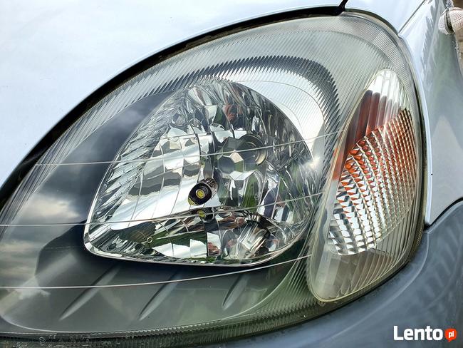 Polerowanie lamp przednich oraz polerowanie aut.TANIO.