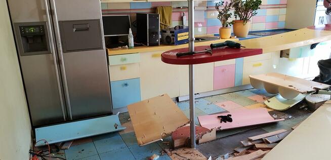 Sprzątanie po zgonie, ozonowanie, dezynfekcja, opróżnianie