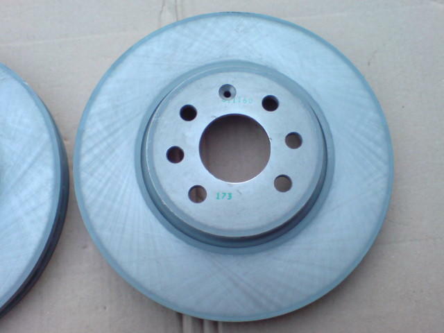 Nowe tarcze hamulcowe przód Astra H Combo C Meriva A 4x100