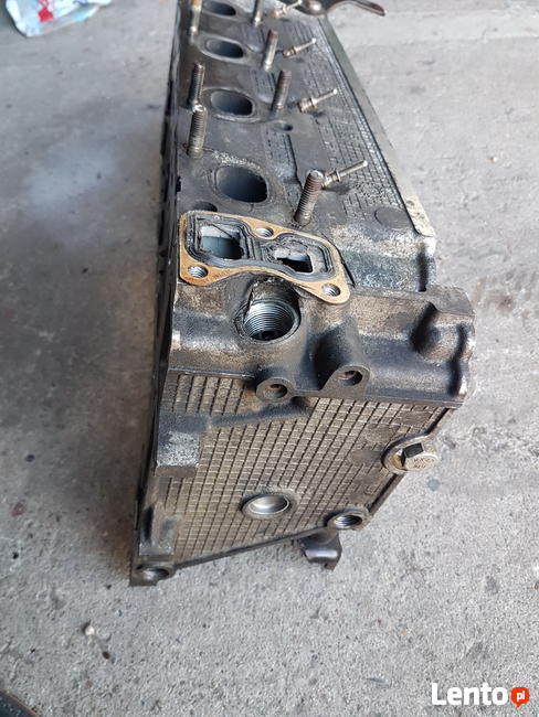 Głowica silnika Opel 2.0 DTI