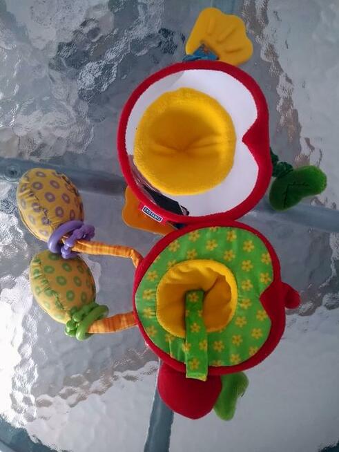 sprzedam grzechotke Moj pierwszy owoc jablkowy jablko