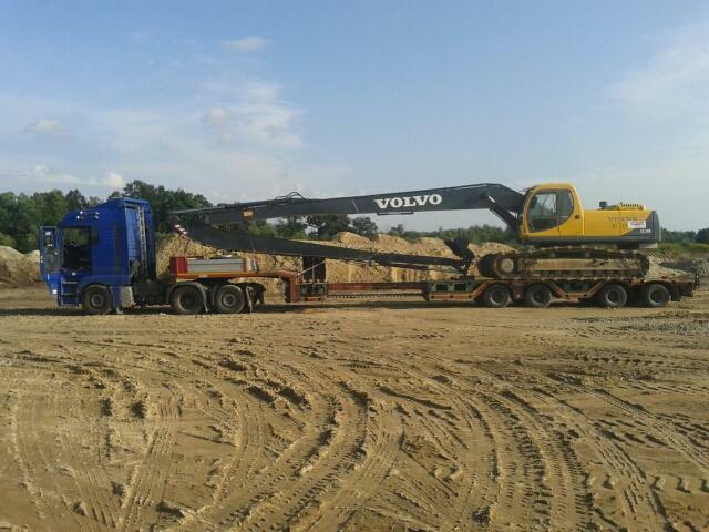 TRANSPORT PONADGABARYTOWY NISKOPODWOZIOWY MASZYN POZNAŃ