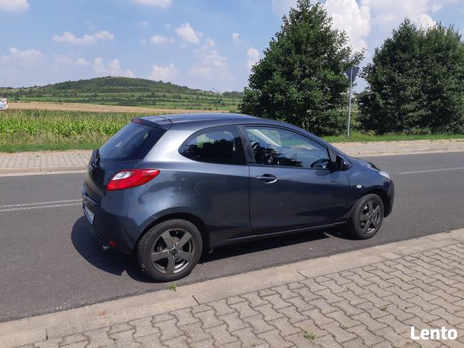 Mazda 2 DE paliwo benzyna + gaz