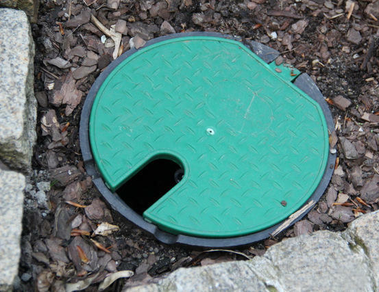 ZBIORNIK NA WODĘ DESZCZOWĄ 4000L ZESTAW Z POMPĄ AUTO