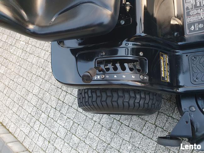 Traktor kosiarka samojezdna YARD Machines by MTD 20KM 122 cm