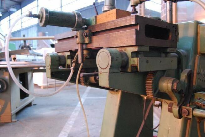 Model / typ maszyny Dłutarka Pozioma Rok 1969 lignum