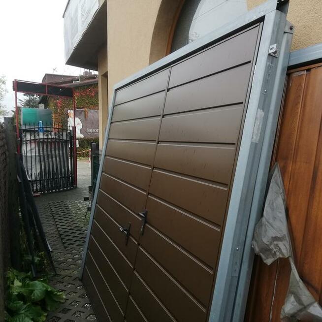 Brama garażowa Uchylna Wiśniowski wyprzedaż ekspozycji