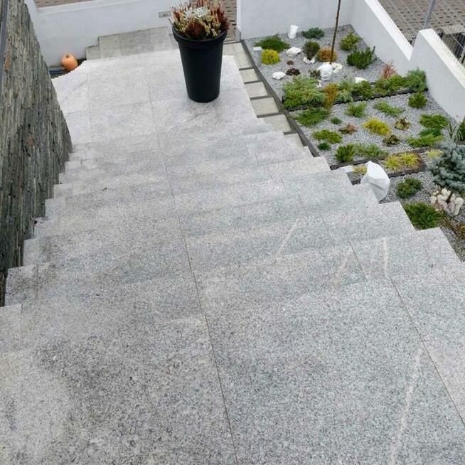 Płytki Granit G603 New Bianco Cristal płomień 60x60x2cm HIT