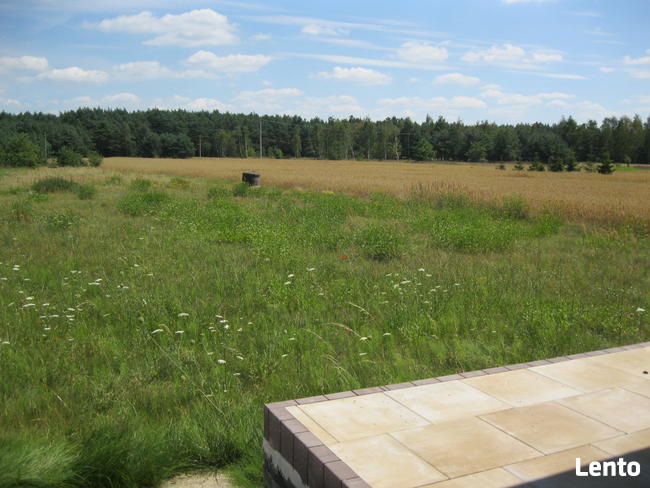 Sprzedam działkę budowlaną w Kawnicach