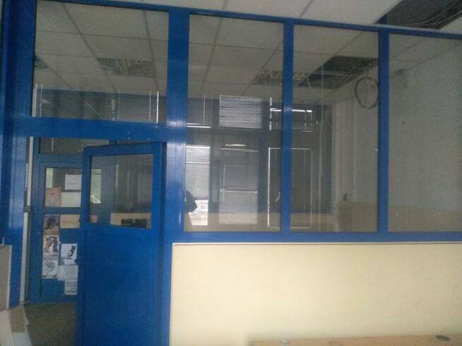 Witryna Aluminiowa Kantorek pomieszczenie socjalne