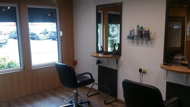 Sprzedam zaklad fryzjerski