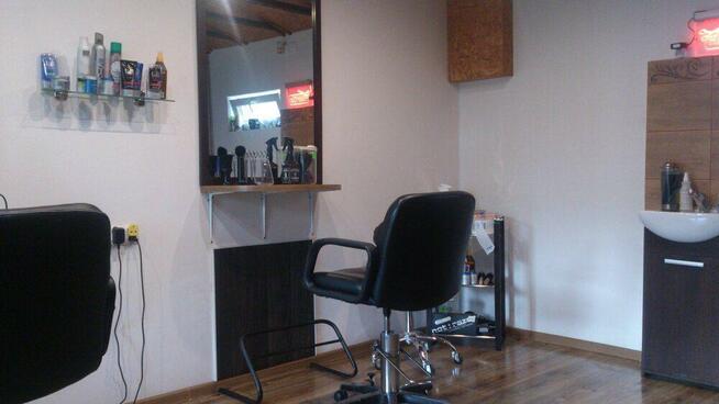 Sprzedam zaklad fryzjerski