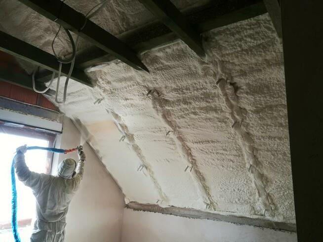 TYNKI POSADZKI ŁĘCZYCA